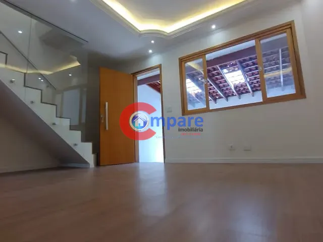 Sobrado 3 quartos e 2 banheiros, à venda, no bairro Taboão em Guarulhos