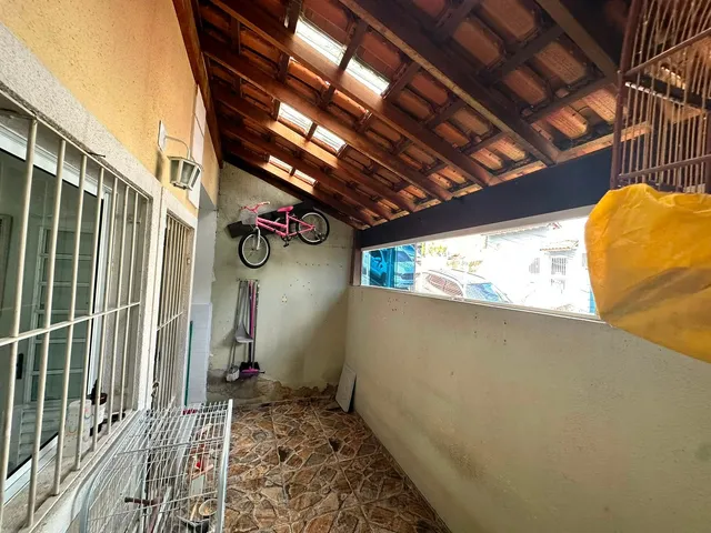Sobrado 2 quartos e 2 banheiros, à venda, no bairro Jardim Ana Maria em Carapicuíba