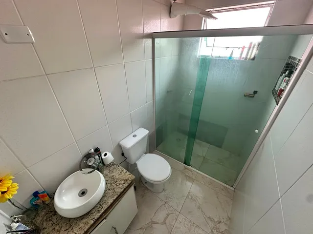 Sobrado 2 quartos e 2 banheiros, à venda, no bairro Jardim Ana Maria em Carapicuíba