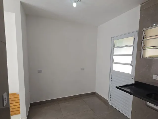Sobrado com 148m² 2 quartos e 2 banheiros, à venda, no bairro Parque Rincão em Cotia