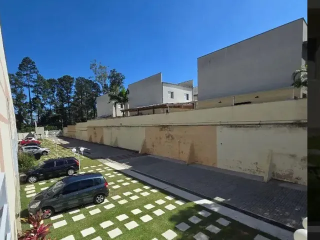 Sobrado com 148m² 2 quartos e 2 banheiros, à venda, no bairro Parque Rincão em Cotia