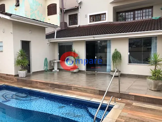 Sobrado com 420m² 4 quartos e 3 banheiros, à venda, no bairro Vila Galvão em Guarulhos
