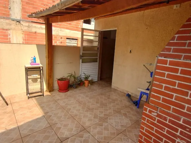 Sobrado 5 quartos e 3 banheiros, à venda, no bairro Helena Maria em Osasco