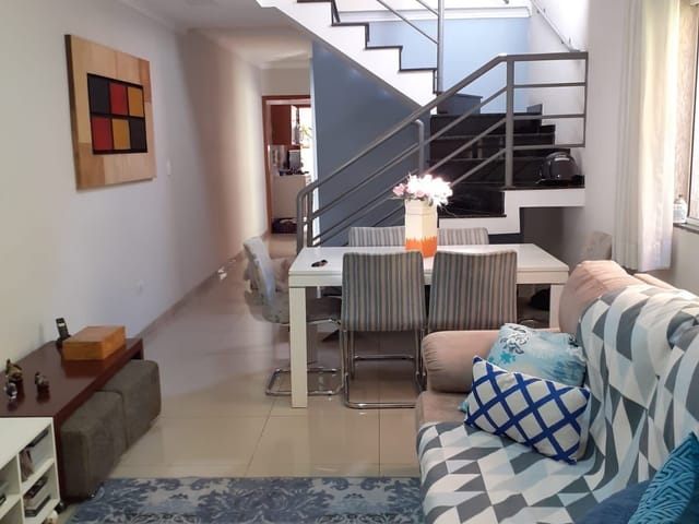 Foto do Sobrado - Excelente sobrado diferenciado à venda, com 4 dormitóriss e 4 vagas - Jardim Santa Mena, Guarulhos, SP | Imobiliária Compare