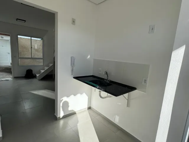 Sobrado com 81m² 2 quartos e 2 banheiros, à venda, no bairro Jardim São Marcos em Vargem Grande Paulista