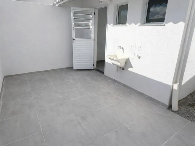 Sobrado com 81m² 2 quartos e 2 banheiros, à venda, no bairro Jardim São Marcos em Vargem Grande Paulista