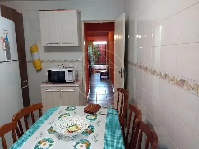 Sobrado com 250m² 6 quartos e 3 banheiros, à venda, no bairro Jardim Suzana em São Paulo