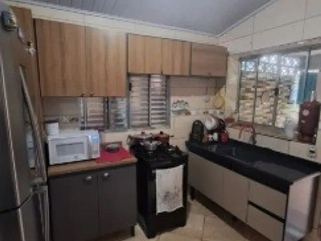 Sobrado 3 quartos e 2 banheiros, à venda, no bairro Água Espraiada (Caucaia do Alto) em Cotia
