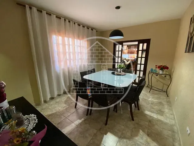 Sobrado com 209m² 3 quartos e 2 banheiros, à venda, no bairro Jardim Primavera em São Paulo
