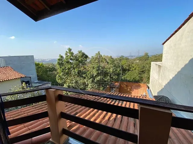 Sobrado com 209m² 3 quartos e 2 banheiros, à venda, no bairro Jardim Primavera em São Paulo