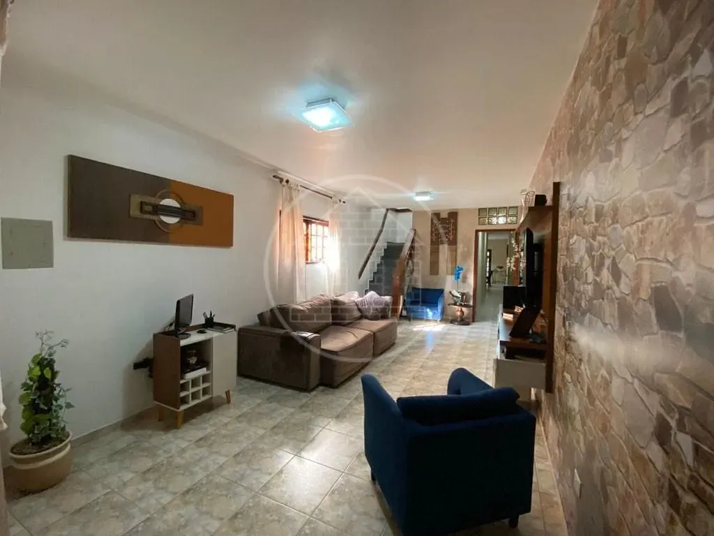 Sobrado, 3 quartos, 208 m² - Foto 1