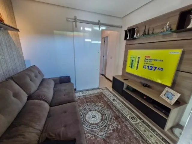 Sobrado 3 quartos e 2 banheiros, à venda, no bairro Jardim Rebelato em Cotia
