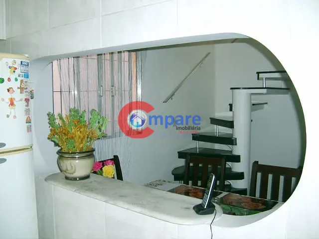 Sobrado com 125m² 3 quartos e 1 banheiro, à venda, no bairro Parque Continental II em Guarulhos