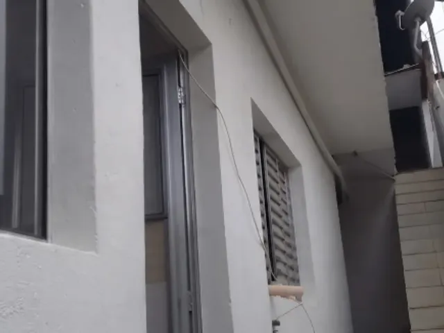 Sobrado 4 quartos e 2 banheiros, à venda, no bairro Parque Alexandre em Cotia