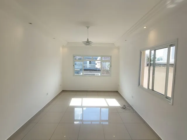 Sobrado com 120m² 3 quartos e 3 banheiros, para alugar, no bairro Novo Osasco em Osasco