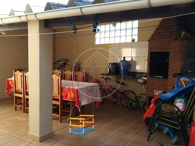 Sobrado com 121m² 3 quartos e 2 banheiros, à venda, no bairro Vila Santo Antônio em São Paulo