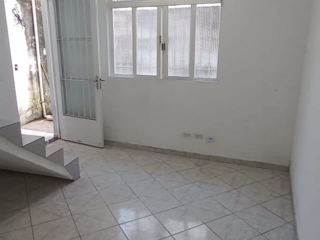 Foto do Sobrado - Sobrado com entrada separada para locação, Parque Continental, Guarulhos, SP | Imobiliária Compare