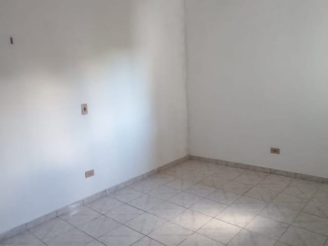 Foto do Sobrado - Sobrado com entrada separada para locação, Parque Continental, Guarulhos, SP | Imobiliária Compare