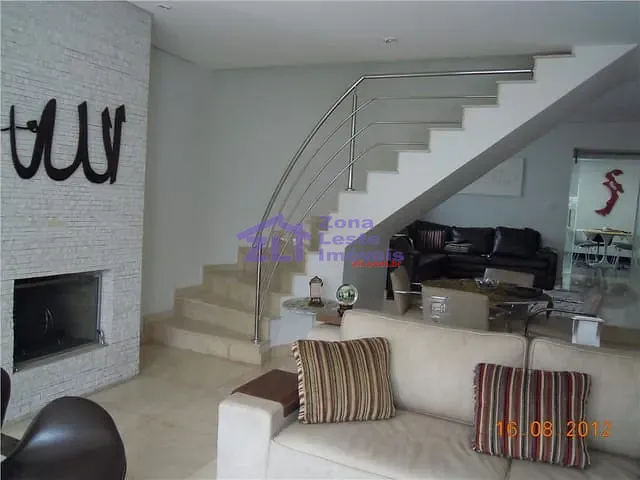 Sobrado com 279m² 3 quartos e 4 banheiros, à venda, no bairro Vila Antonieta em São Paulo