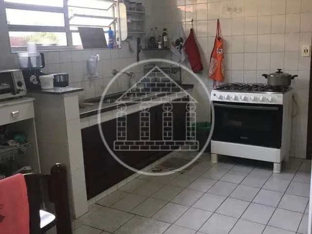 Sobrado com 126m² 3 quartos e 4 banheiros, à venda, no bairro Vila Inglesa em São Paulo