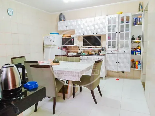 Sobrado com 340m² 3 quartos e 2 banheiros, à venda, no bairro Jardim Itapura em São Paulo