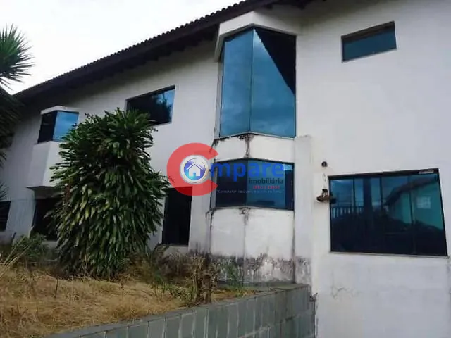 Sobrado com 740m² 5 quartos e 4 banheiros, à venda ou para alugar, no bairro Arujá Center Ville em Arujá