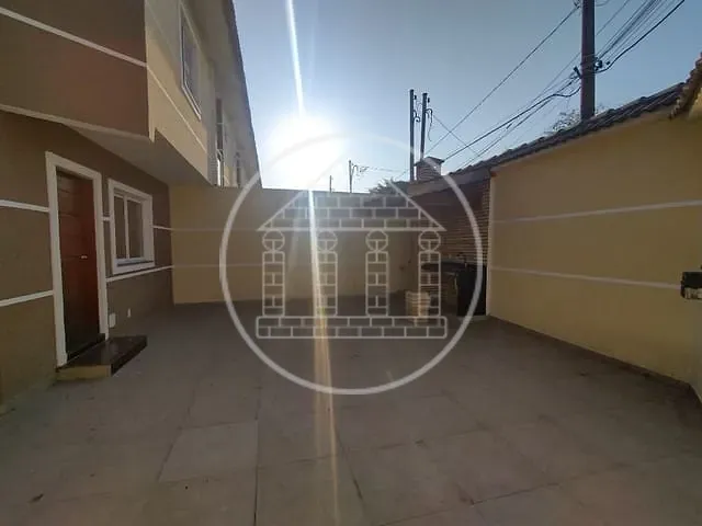 Sobrado com 114m² 3 quartos e 2 banheiros, à venda, no bairro Jardim Sabará em São Paulo