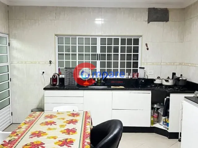 Sobrado com 262m² 3 quartos e 2 banheiros, à venda, no bairro Cidade Kemel em São Paulo