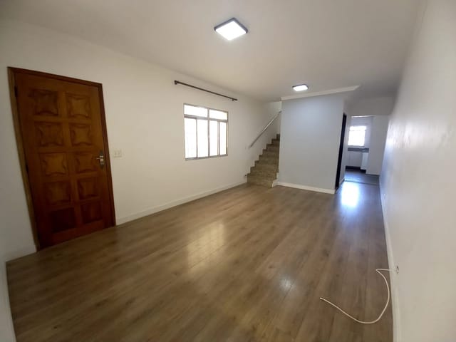 Foto do Sobrado - Lindo sobrado para locação, com 3 suítes e 4 vagas de garagem, na região do Jardim Bom Clima, Guarulhos, SP | Imobiliária Compare