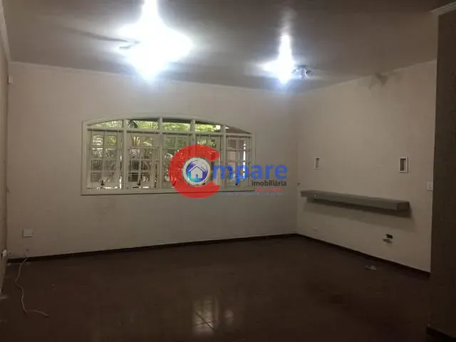 Sobrado com 253m² 3 quartos e 1 banheiro, à venda, no bairro Jardim Las Vegas em Guarulhos