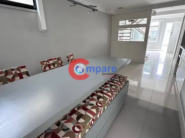 Sobrado 2 quartos e 2 banheiros, à venda, no bairro Parque Renato Maia em Guarulhos