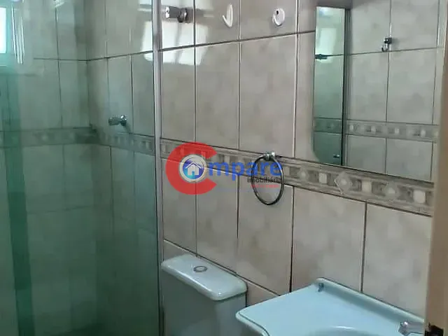 Sobrado 4 quartos e 2 banheiros, à venda, no bairro Jardim Santa Clara em Guarulhos