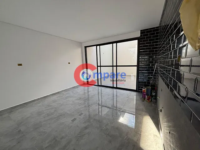 Sobrado à venda, no bairro Parque Flamengo em Guarulhos