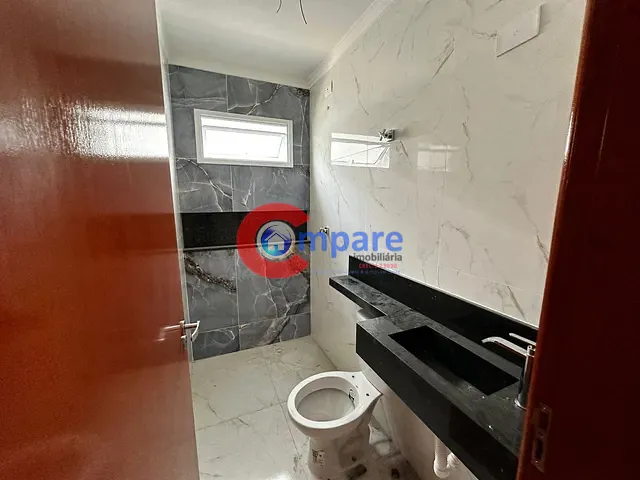 Sobrado 3 quartos e 1 banheiro, à venda, no bairro Parque Flamengo em Guarulhos