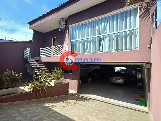 Sobrado com 250m² 3 quartos e 3 banheiros, à venda, no bairro Jardim Rosana em Guarulhos