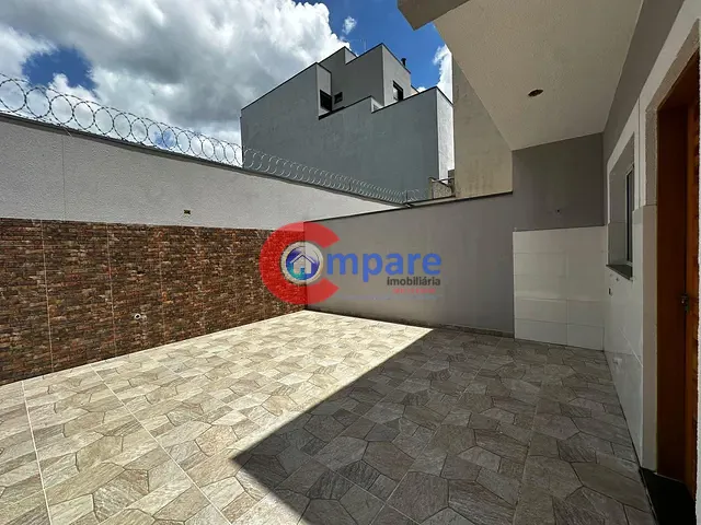 Sobrado 3 quartos e 1 banheiro, à venda, no bairro Parque Flamengo em Guarulhos