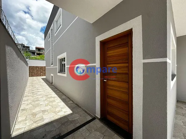 Sobrado 3 quartos e 1 banheiro, à venda, no bairro Parque Flamengo em Guarulhos