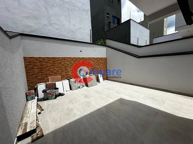 Sobrado 3 quartos e 1 banheiro, à venda, no bairro Parque Flamengo em Guarulhos