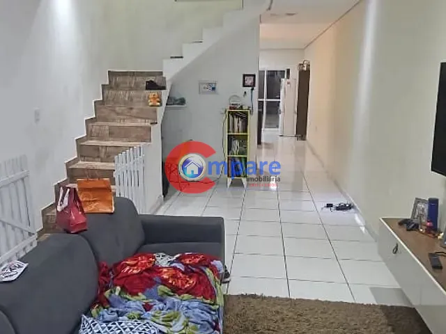 Sobrado com 127m² 3 quartos e 2 banheiros, à venda, no bairro Jardim Santa Bárbara em Guarulhos