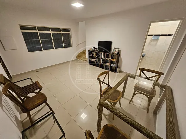 Sobrado com 124m² 2 quartos e 1 banheiro, à venda, no bairro Terceira Divisão de Interlagos em São Paulo