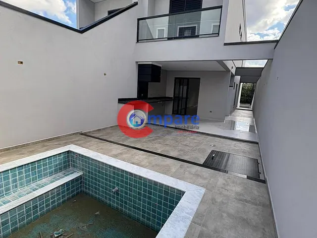 Sobrado com 150m², à venda, no bairro Vila Galvão em Guarulhos