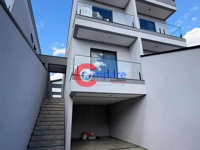 Sobrado com 150m², à venda, no bairro Vila Galvão em Guarulhos