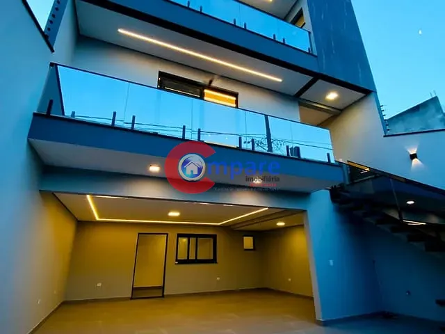 Sobrado 3 quartos e 1 banheiro, à venda, no bairro Residencial e Comercial Guarulhos em Guarulhos