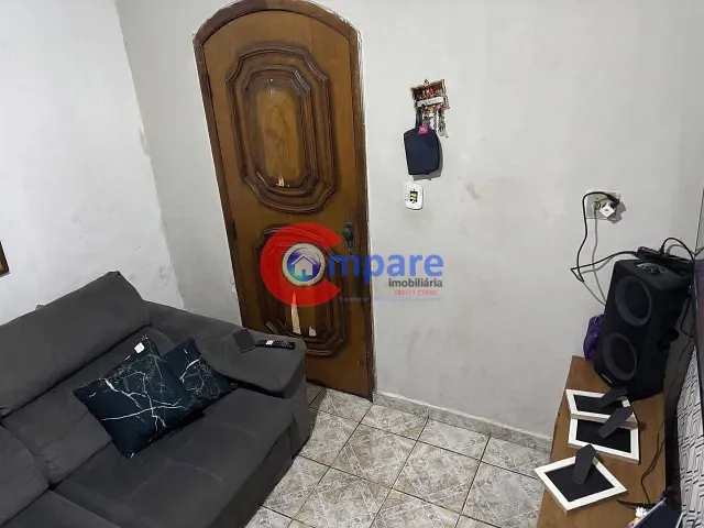 Sobrado 4 quartos e 2 banheiros, à venda, no bairro Jardim Paraventi em Guarulhos