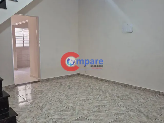 Sobrado 2 quartos e 1 banheiro, à venda, no bairro Cocaia em Guarulhos