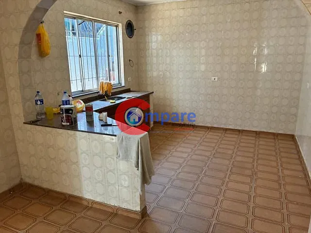 Sobrado 3 quartos e 2 banheiros, para alugar, no bairro Jardim São Paulo em Guarulhos