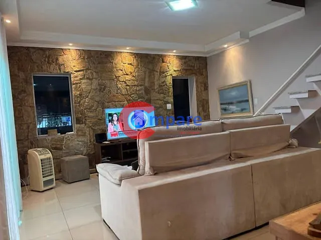 Sobrado com 104m² 3 quartos e 2 banheiros, à venda, no bairro Jardim Vila Galvão em Guarulhos