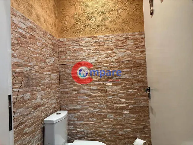 Sobrado com 104m² 3 quartos e 2 banheiros, à venda, no bairro Jardim Vila Galvão em Guarulhos