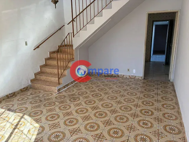 Sobrado 2 quartos e 2 banheiros, à venda, no bairro Vila Galvão em Guarulhos