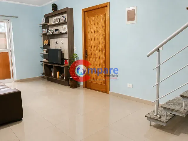 Sobrado com 240m² 3 quartos e 2 banheiros, à venda, no bairro Parque Flamengo em Guarulhos